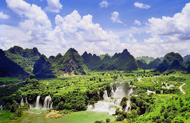 Tour Cao Bằng